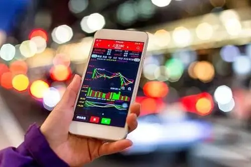 股票中报业绩预增或预亏50%以上？何时公告及相关情况说明