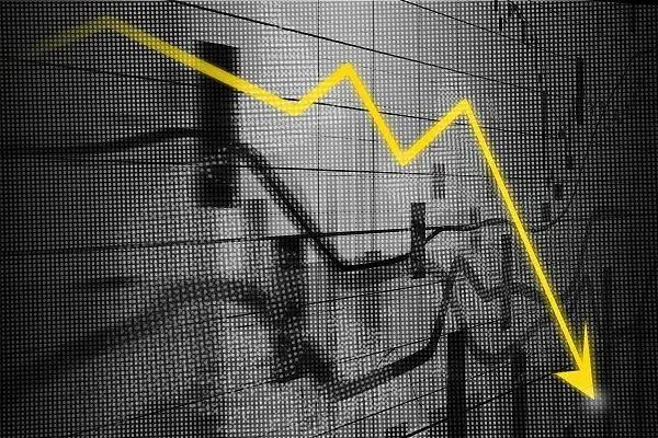 股票中报业绩预增预亏公告时间_2025中报业绩预增的股票_证券公司股票中报公告规定