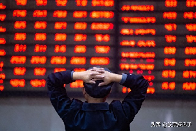 今日沪指冲高回落收于3374.87点，行情预判一文说透