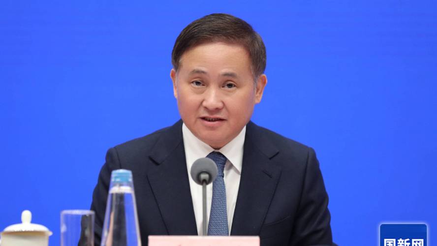 金融支持经济高质量发展_央行宣布降息+房贷_降低存款准备金率政策利率