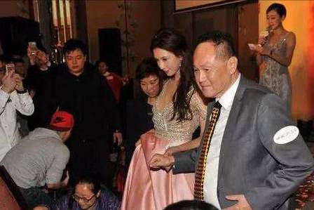 招婿和入赘的区别_10亿招婿_招婿后的发家生活骨生迷