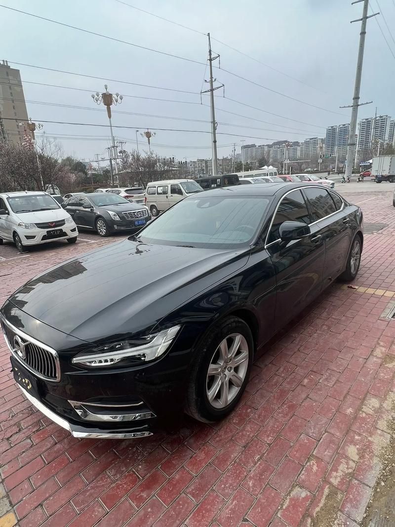 4S店金融套路揭秘_买车分期付款首付多少_沃尔沃S90贷款陷阱