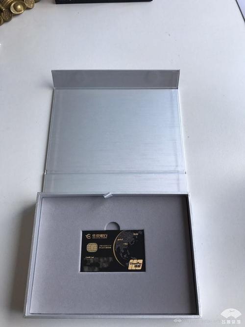 华夏精英尊尚白金信用卡：多项权益，出行消费更享尊贵体验